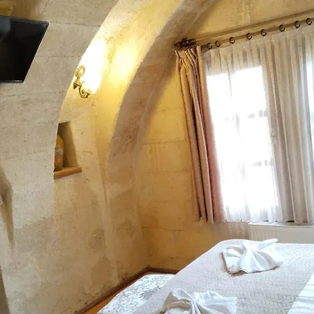 Hotel Ekoton Cave