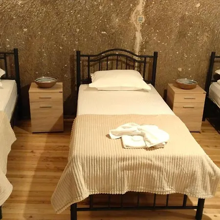 Ekoton Cave Hotel