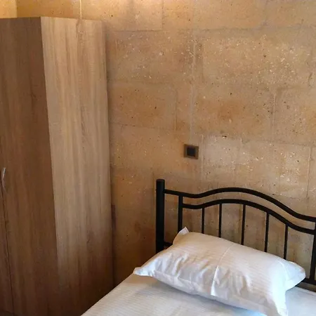 Ekoton Cave Hotel 2*