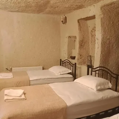 Ekoton Cave 2*