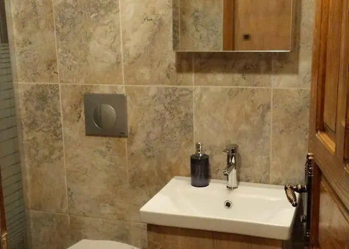 Hotel Ekoton Cave 2*