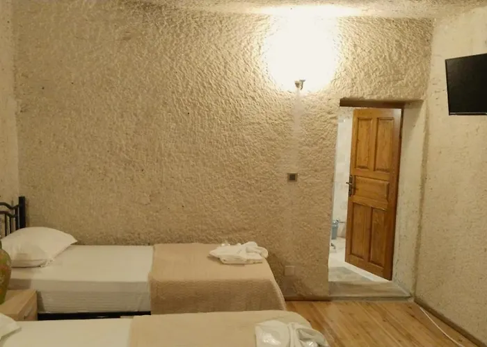 Ekoton Cave Hotel 2*