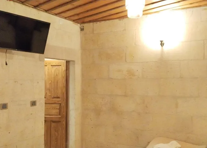 Hotel Ekoton Cave 2*